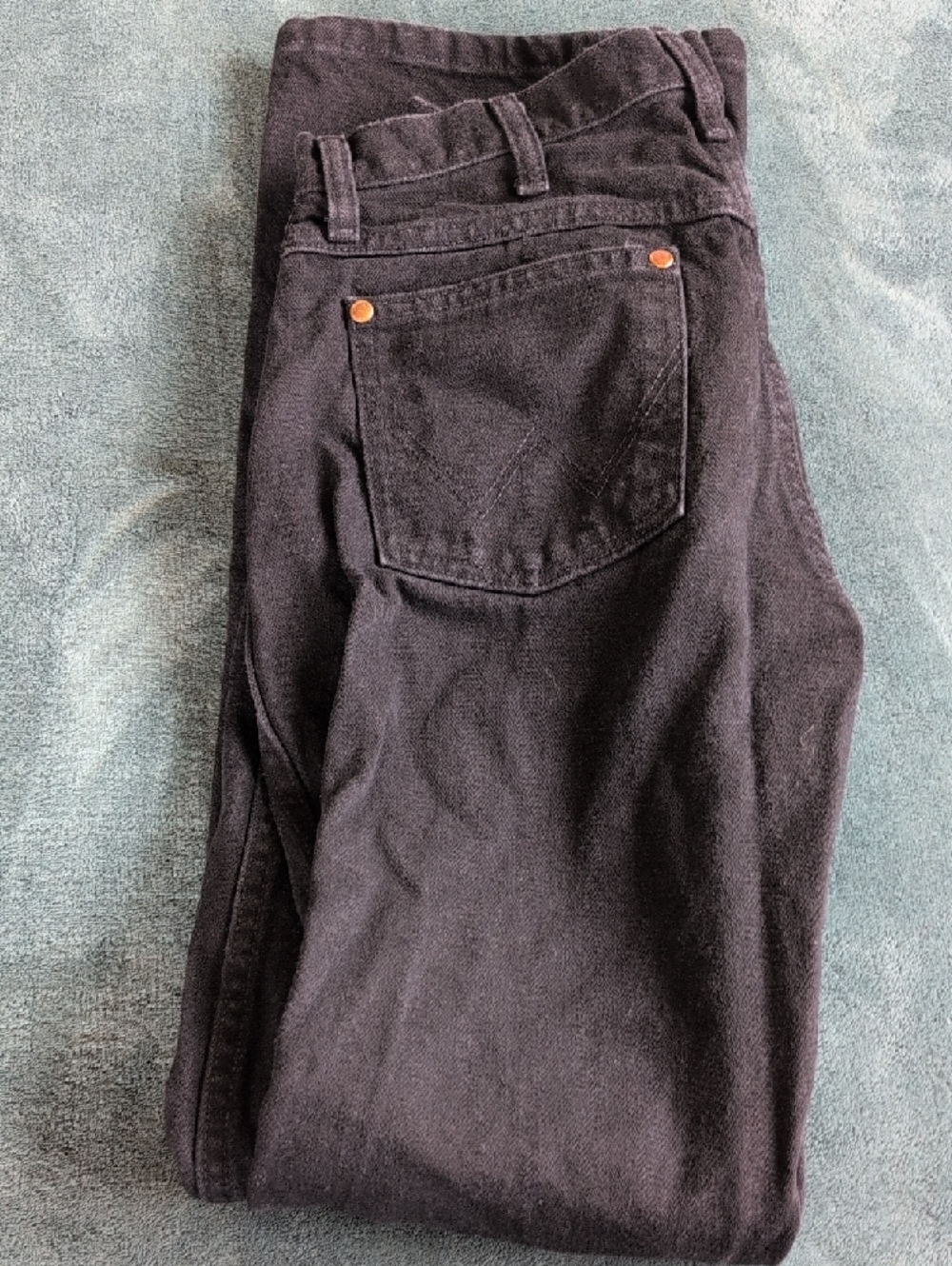 Wrangler Black Jeans with Brown Leather Patch and Red Tab - Picture 3 of 4